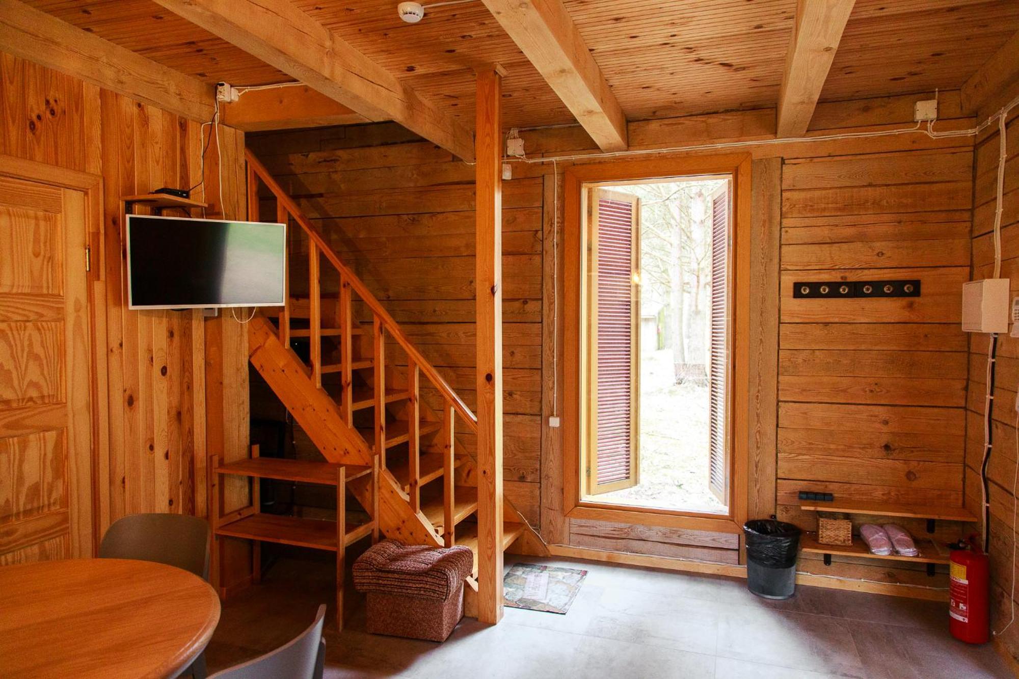Roze Guest Houses Sklandas Bernāti المظهر الخارجي الصورة
