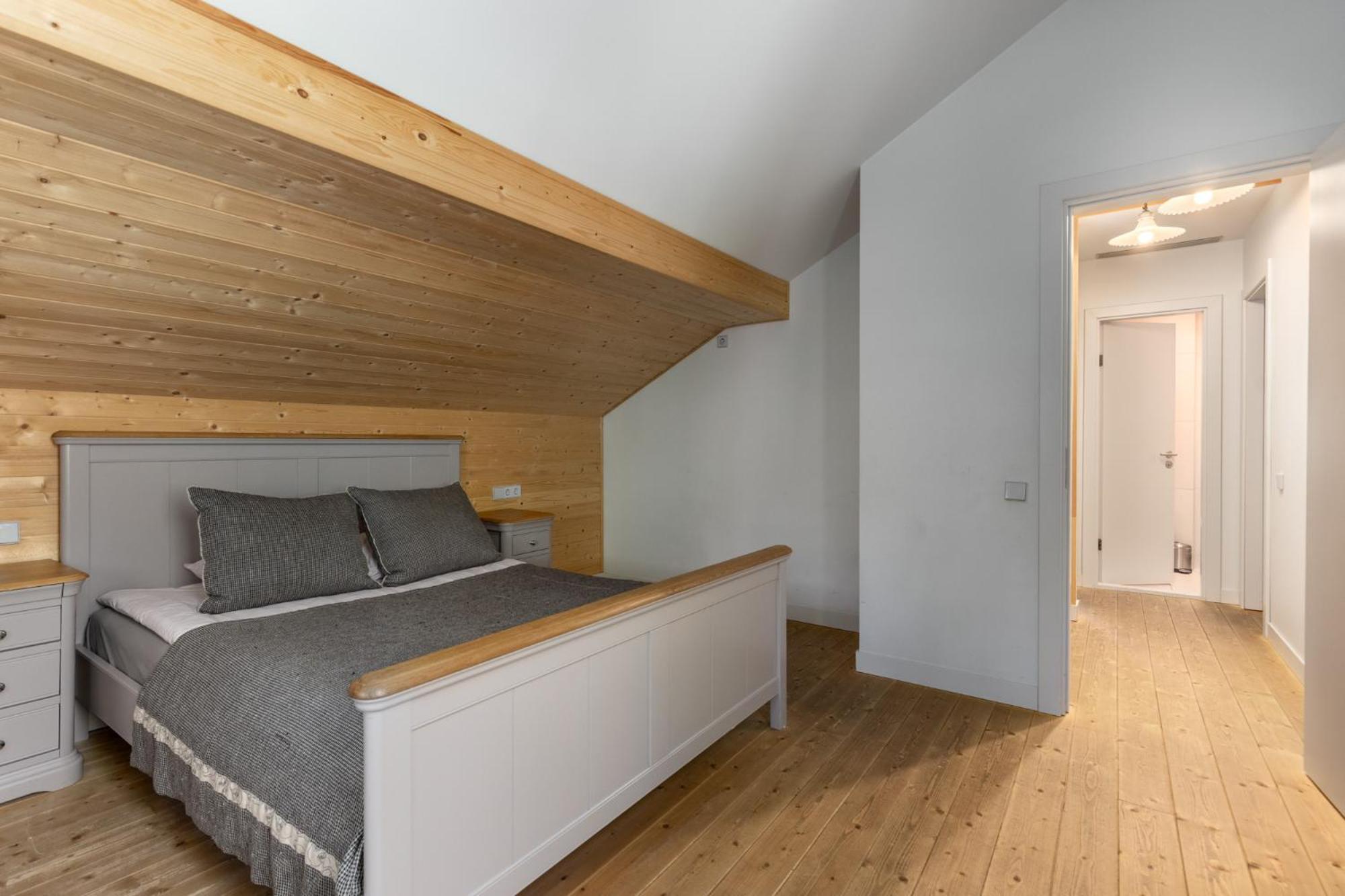 Roze Guest Houses Sklandas Bernāti المظهر الخارجي الصورة