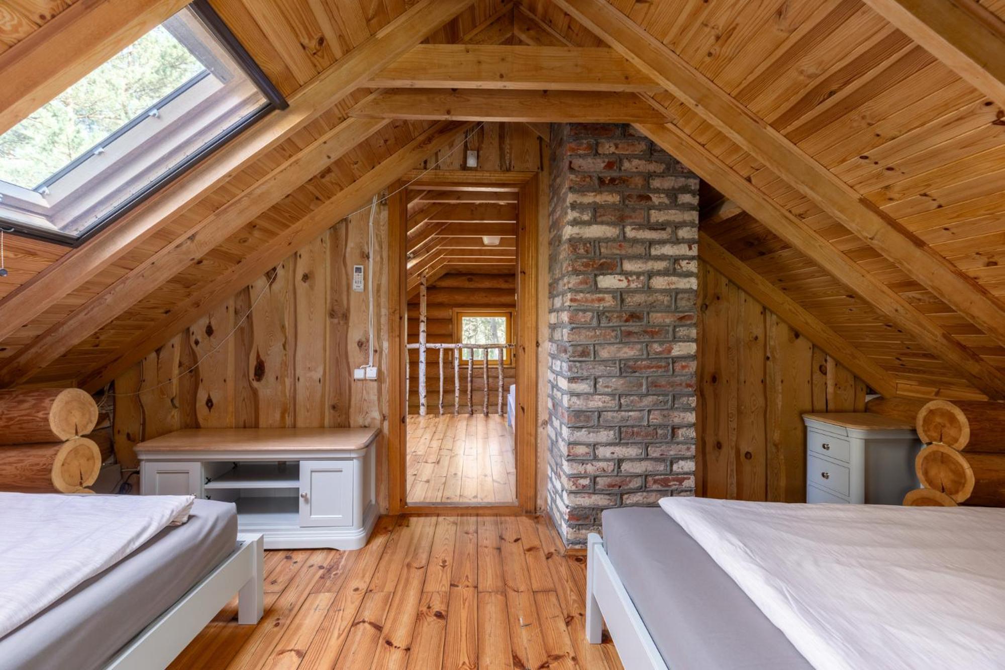 Roze Guest Houses Sklandas Bernāti المظهر الخارجي الصورة