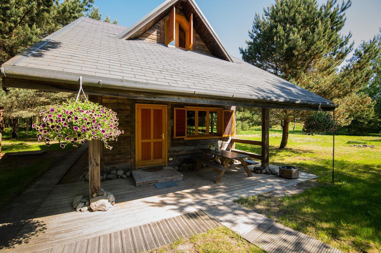 Roze Guest Houses Sklandas Bernāti المظهر الخارجي الصورة